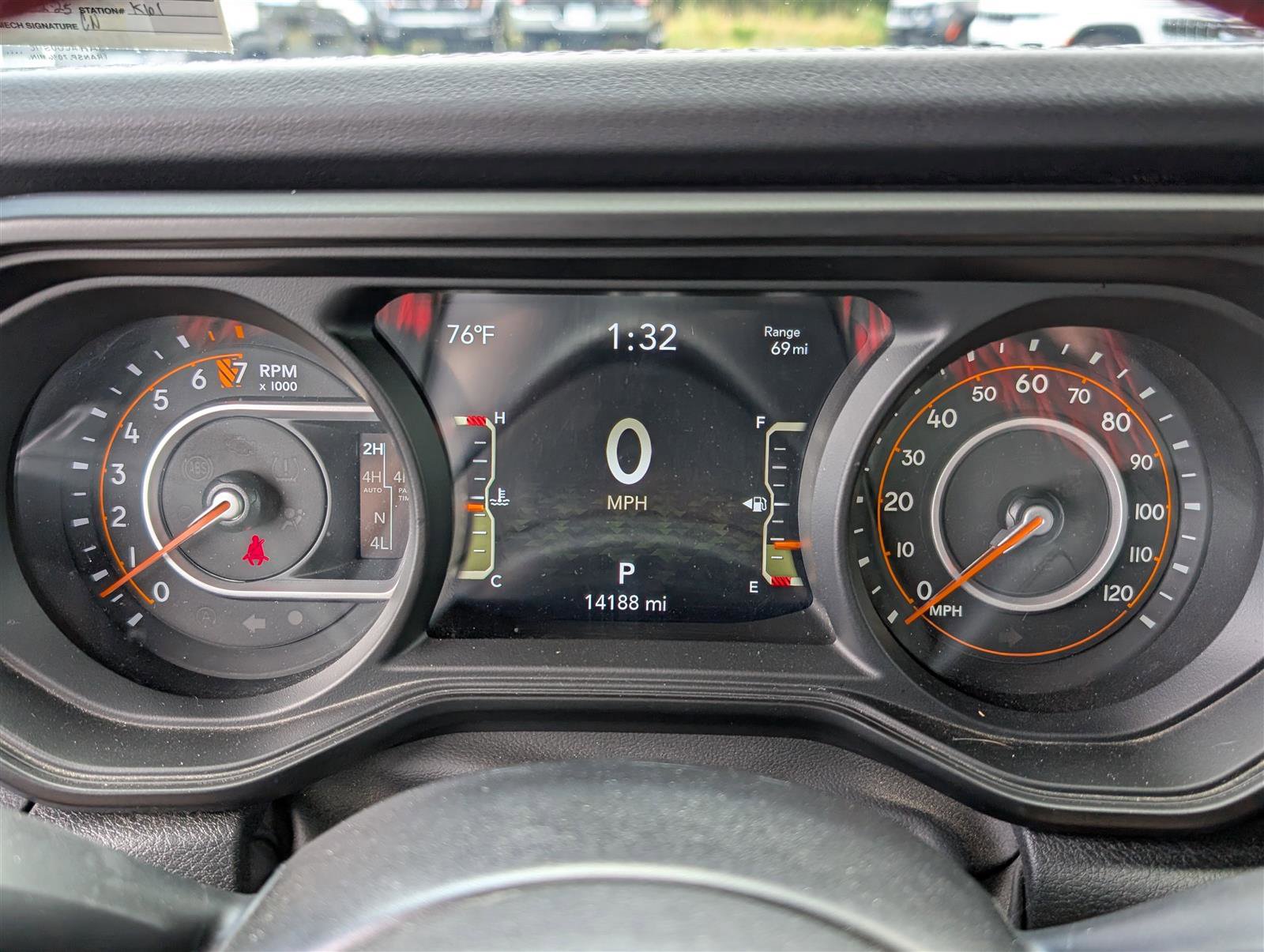 Used 2024 Jeep Gladiator Rubicon image 31