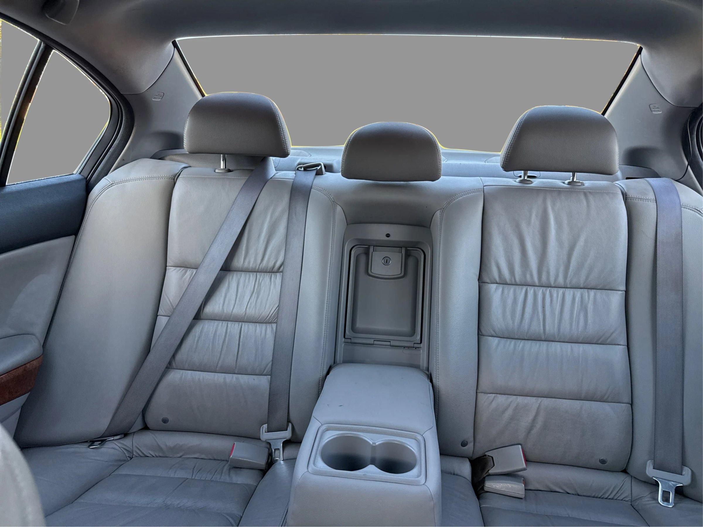 Used 2011 Honda Accord EX-L image 17