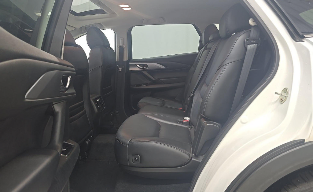 Used 2023 MAZDA CX-9 Touring Plus AWD/4WD image 13