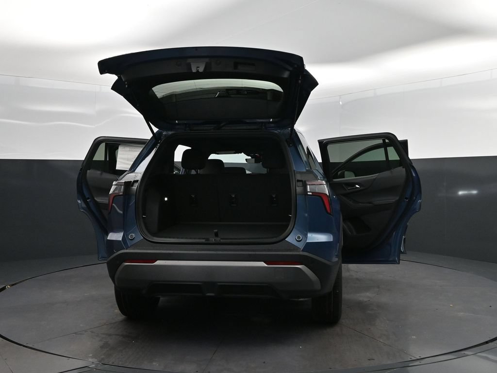 New 2026 Chevrolet Equinox LT w/ Safety and Technology Package FWD image 47