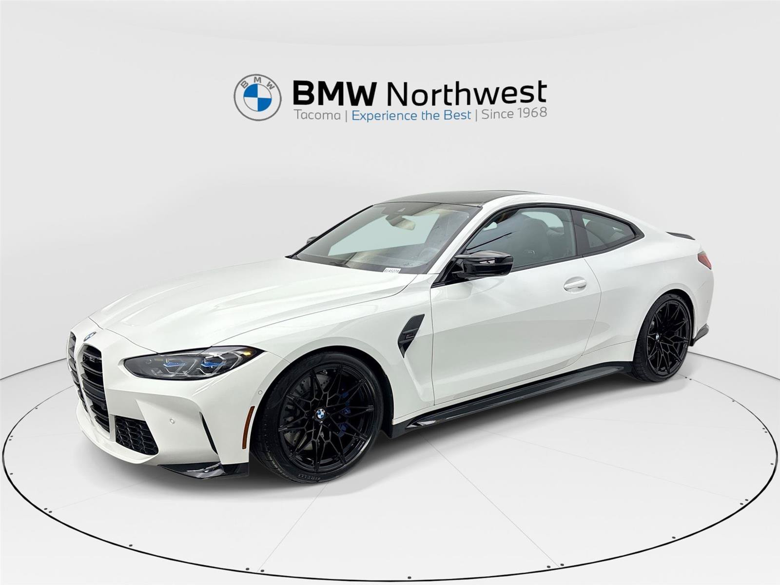Used 2024 BMW M4 xDrive Competition w/ Executive Package video 1