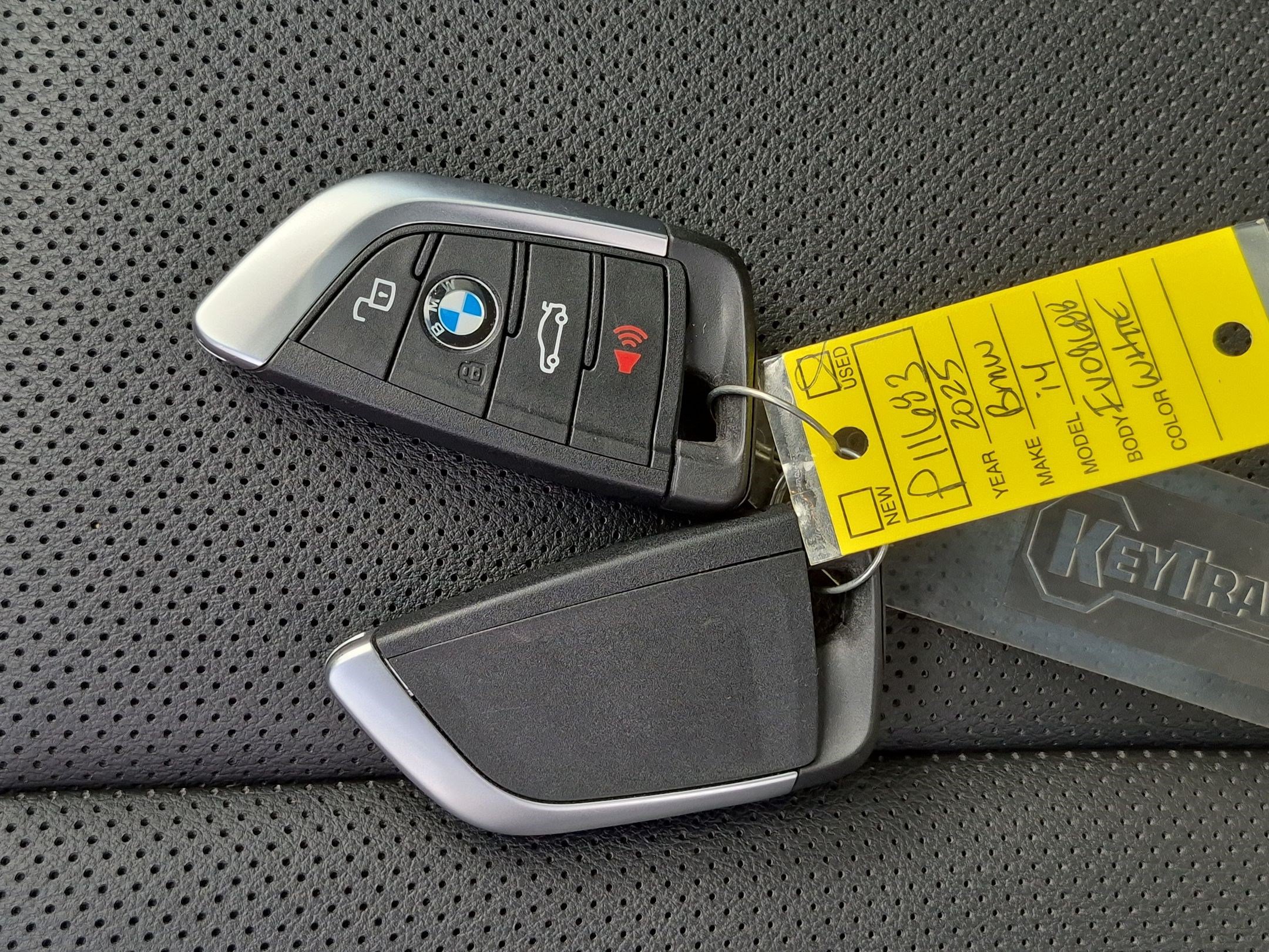 Certified 2025 BMW i4 eDrive40 w/ Premium Package RWD image 33