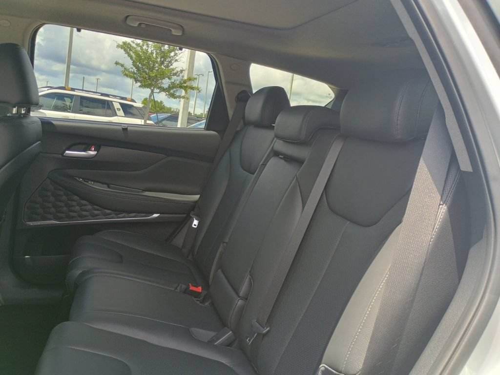 Used 2020 Hyundai Santa Fe Limited FWD image 17