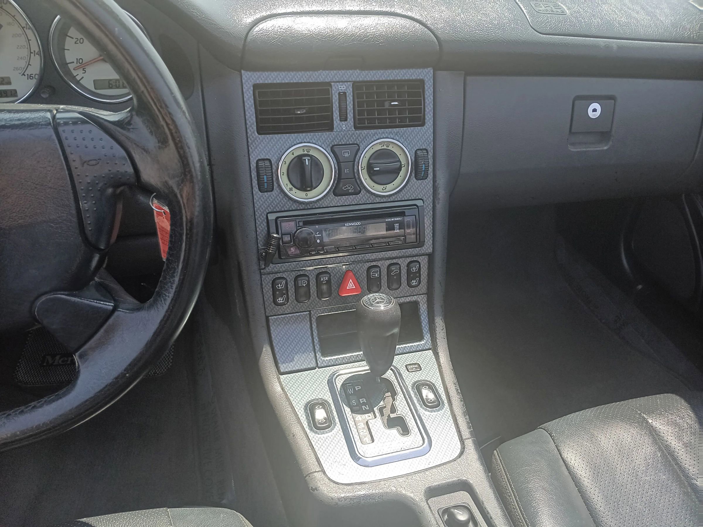 Used 2000 Mercedes-Benz SLK 230 image 22