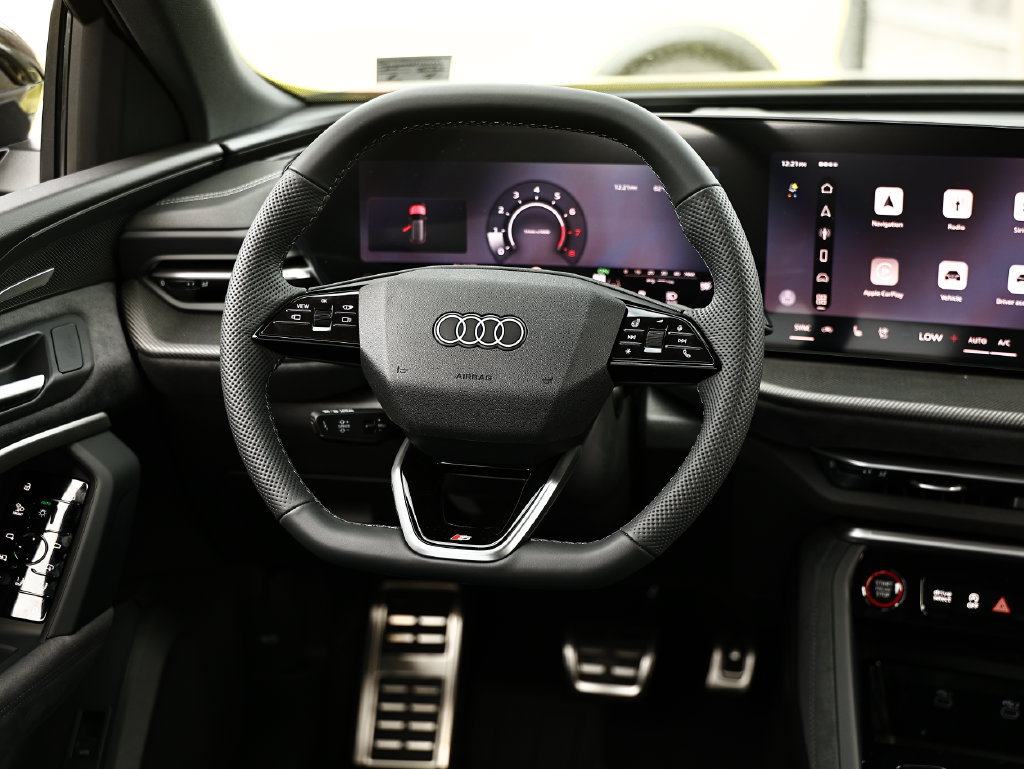 New 2026 Audi SQ5 Prestige AWD/4WD image 29