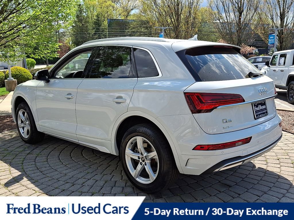 Used 2023 Audi Q5 2.0T Premium w/ Convenience Package AWD/4WD image 4