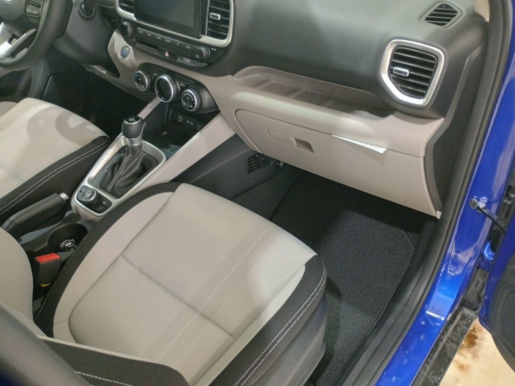 New 2026 Hyundai Venue SEL image 13