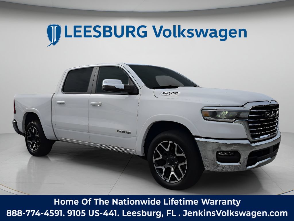 Used 2025 RAM 1500 Laramie AWD/4WD image 2