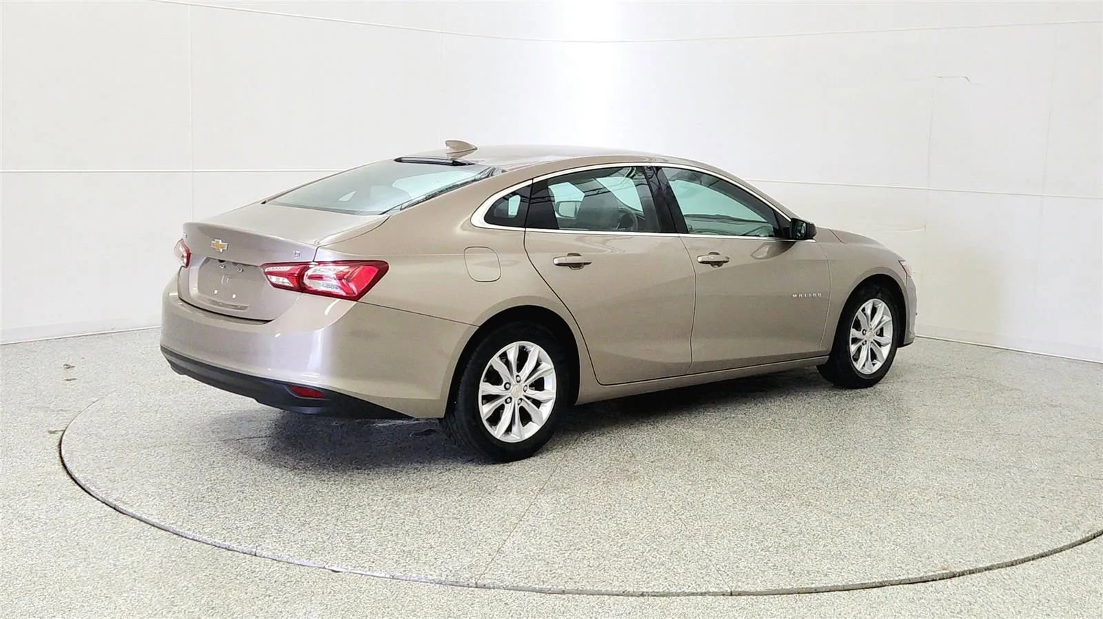 Used 2022 Chevrolet Malibu LT image 7