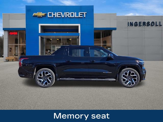 Used 2024 Chevrolet Silverado EV RST image 9