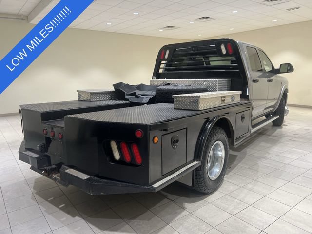 Used 2020 RAM 3500 Tradesman w/ Chrome Appearance Group RWD image 5