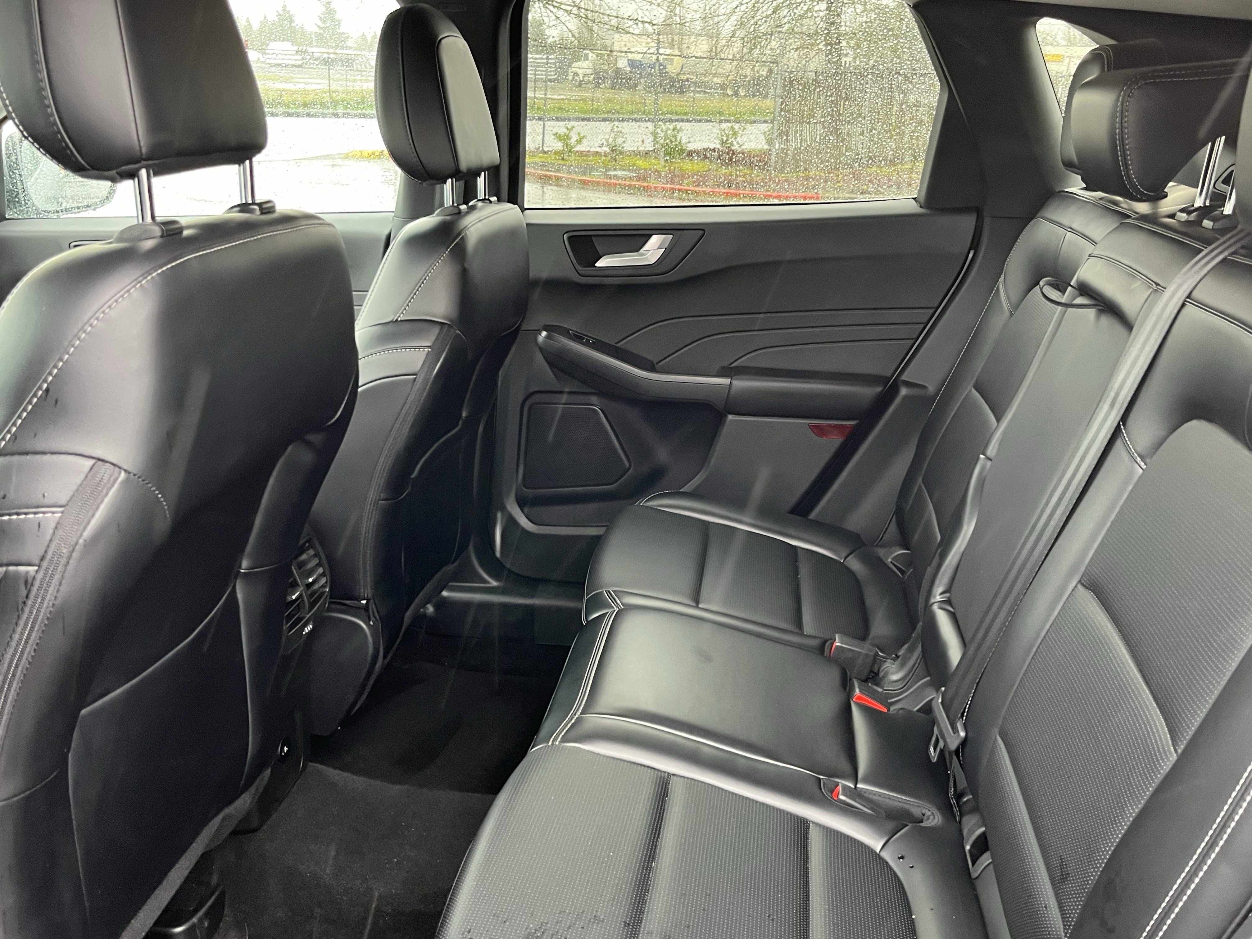 Used 2024 Ford Escape Platinum image 13