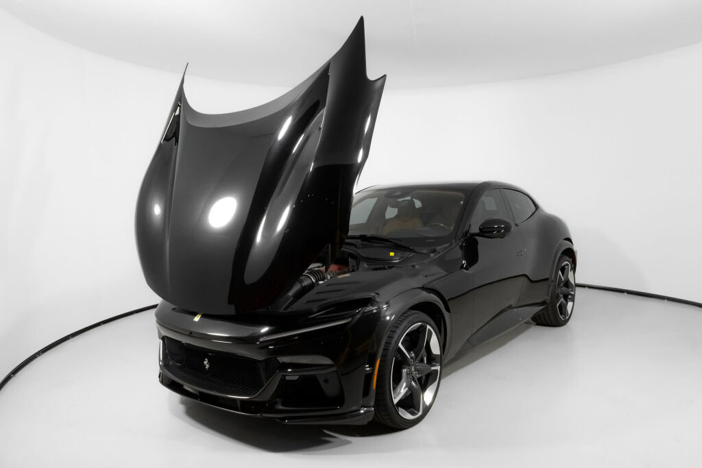 Used 2024 Ferrari Purosangue image 21