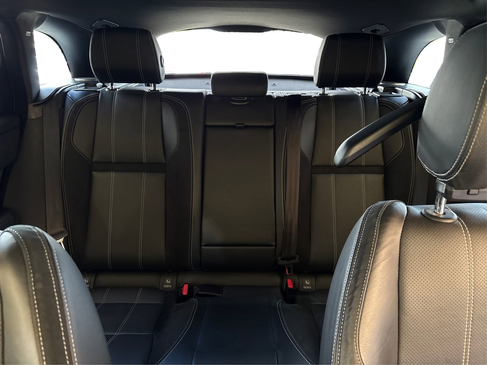 Used 2020 Land Rover Range Rover Velar R-Dynamic S image 17