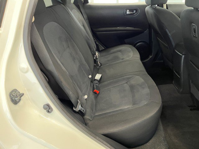 Used 2014 Nissan Rogue S AWD/4WD image 29