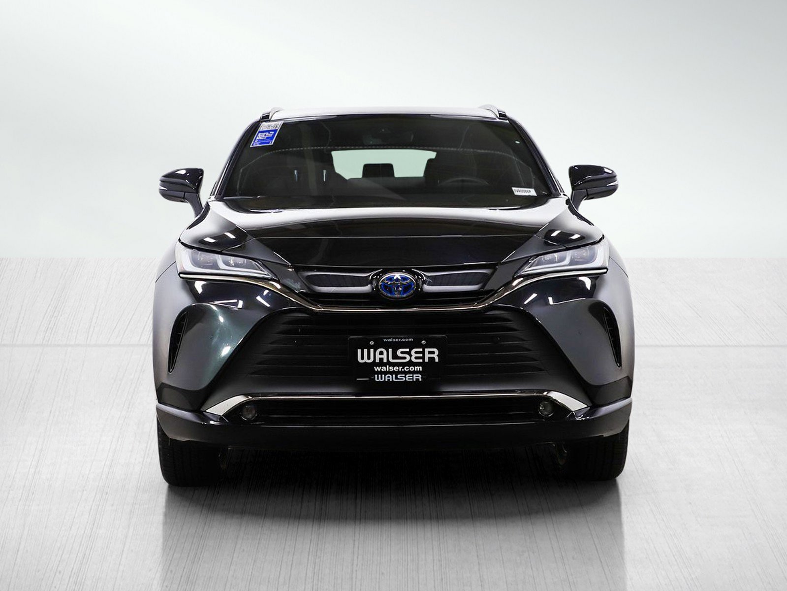 Used 2024 Toyota Venza Nightshade AWD/4WD image 8