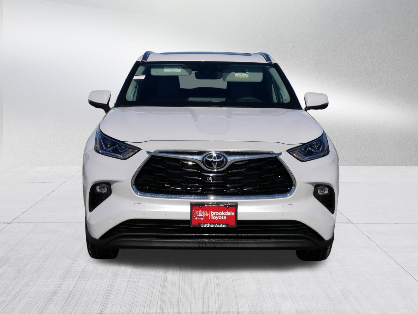 Certified 2025 Toyota Highlander Limited video 2