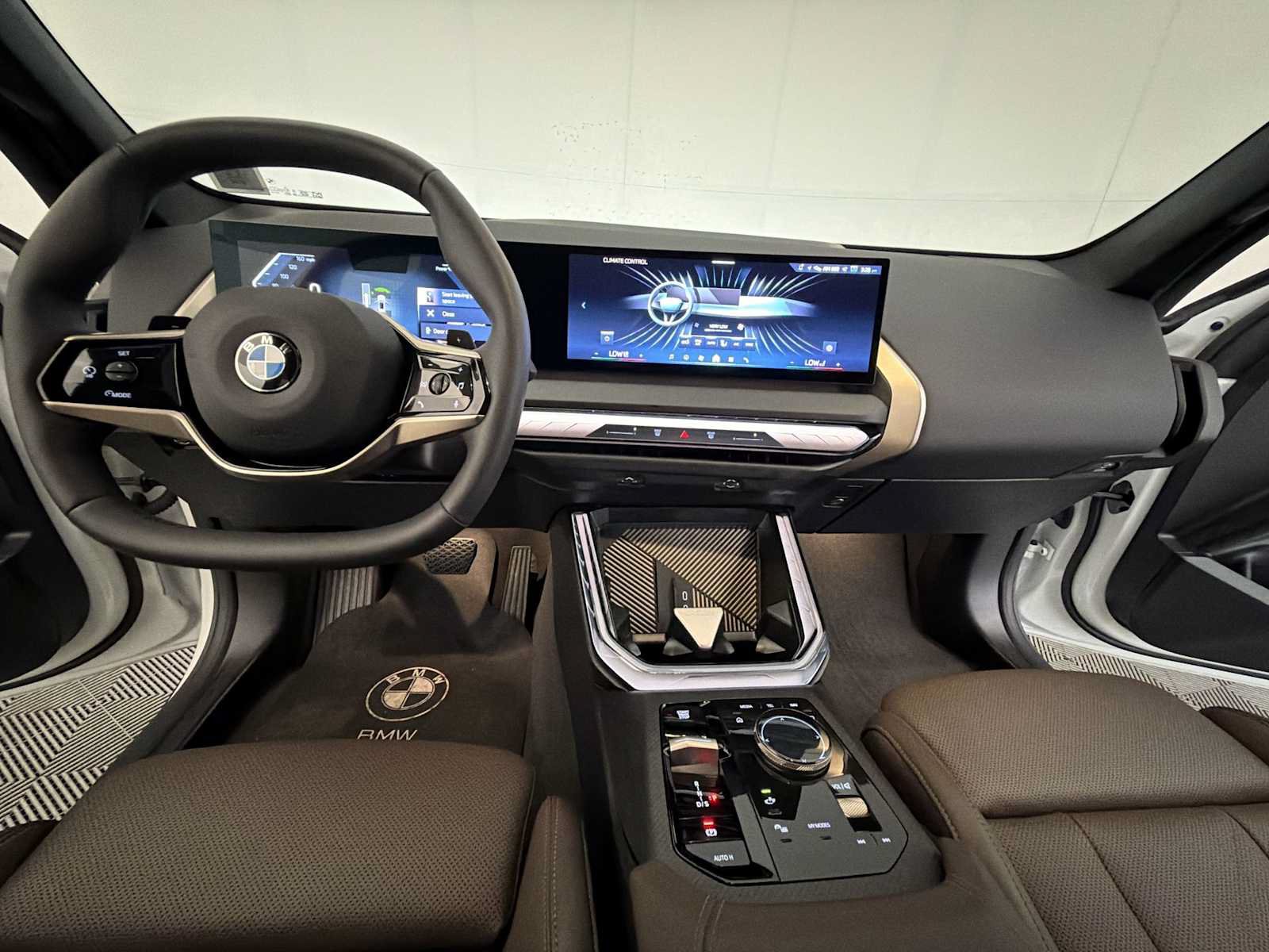 Used 2025 BMW X3 xDrive30i w/ Convenience Package AWD/4WD image 16