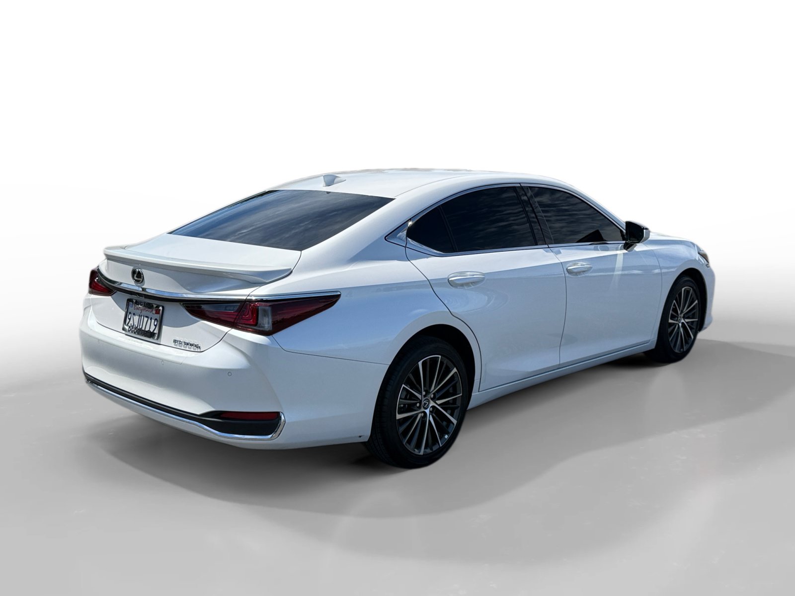 Used 2025 Lexus ES 300h w/ Premium Package FWD image 5