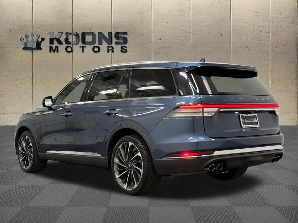 Used 2020 Lincoln Aviator Reserve AWD/4WD image 6