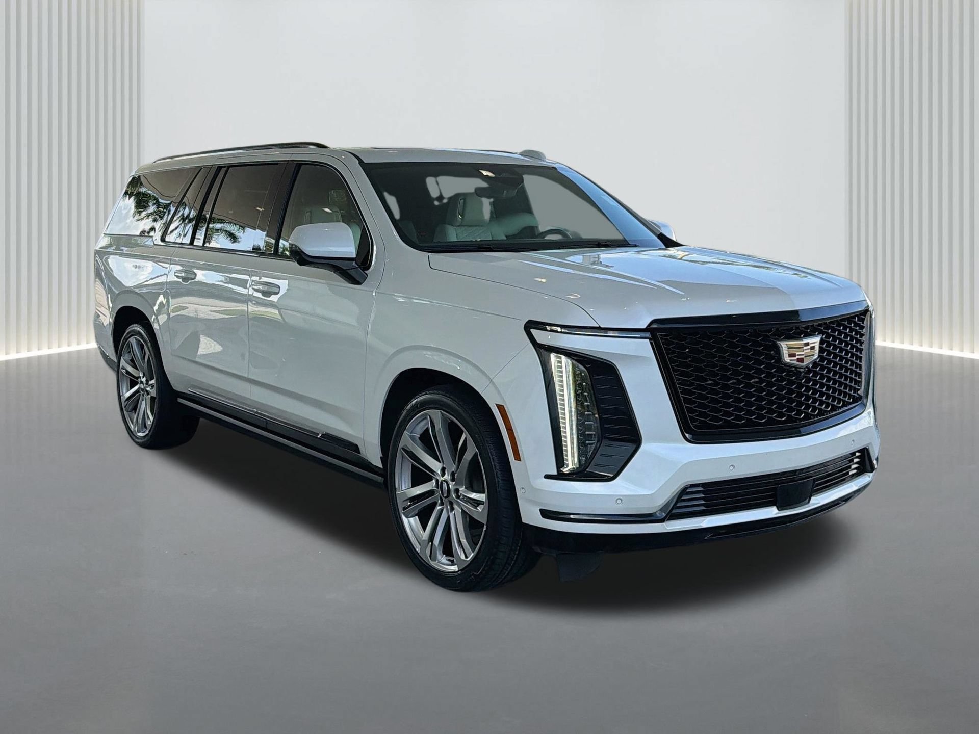 Used 2025 Cadillac Escalade ESV Sport Platinum AWD/4WD image 7