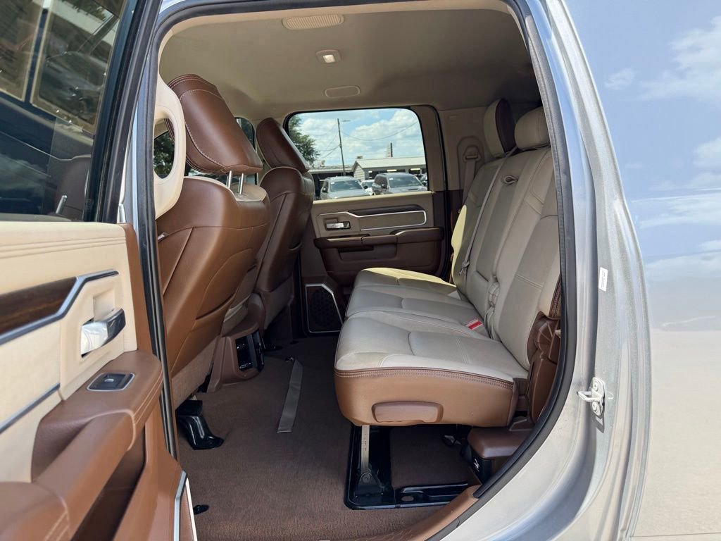 Used 2022 RAM 3500 Laramie image 31