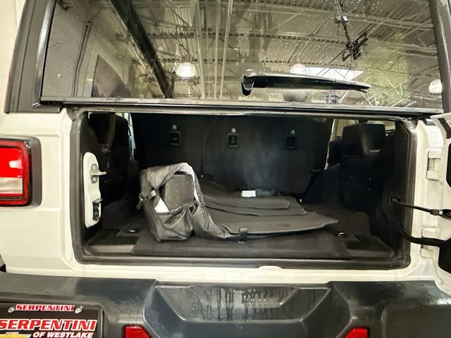 Used 2020 Jeep Wrangler Unlimited Sahara AWD/4WD image 24