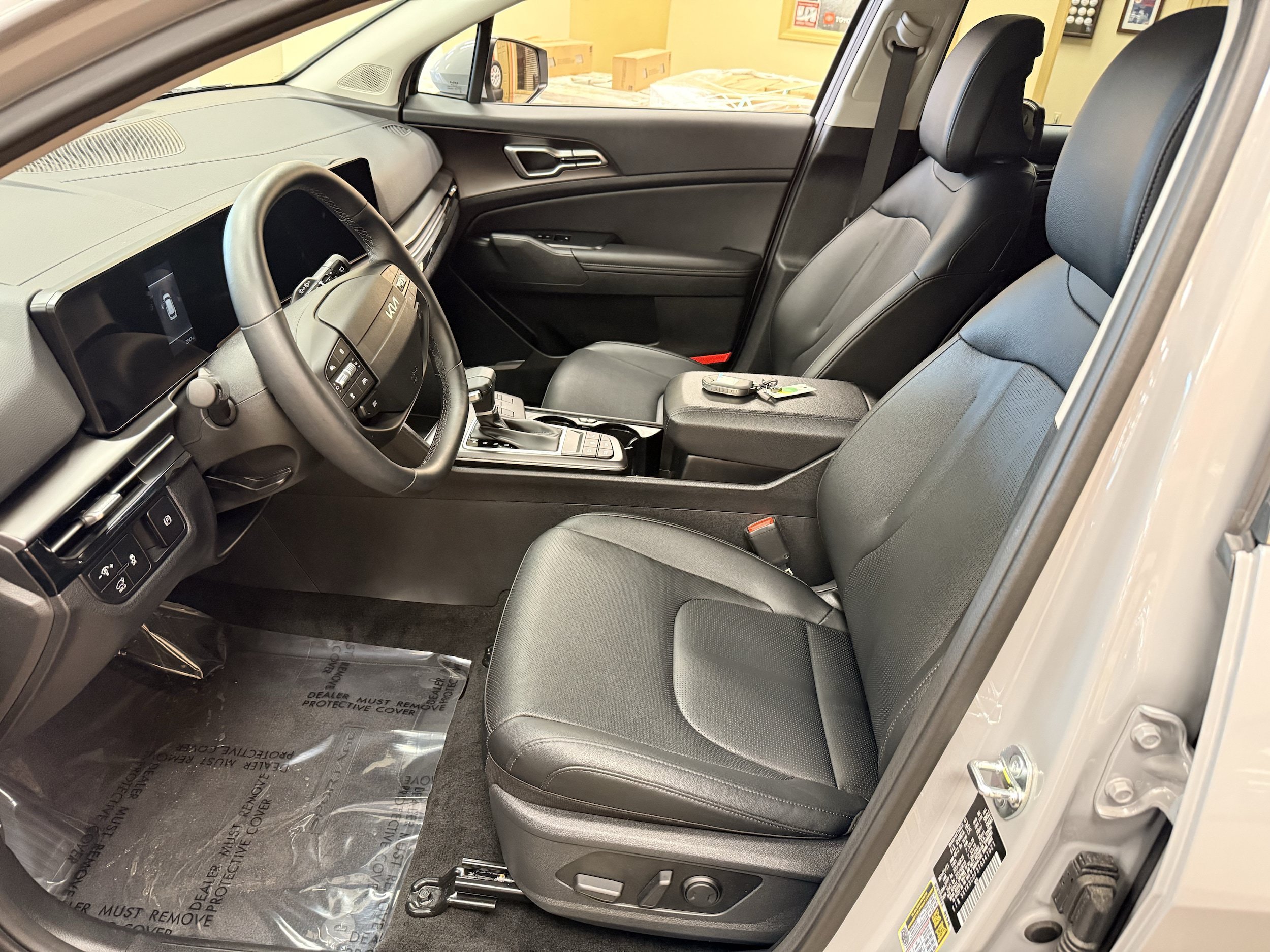 Used 2026 Kia Sportage EX AWD/4WD image 27