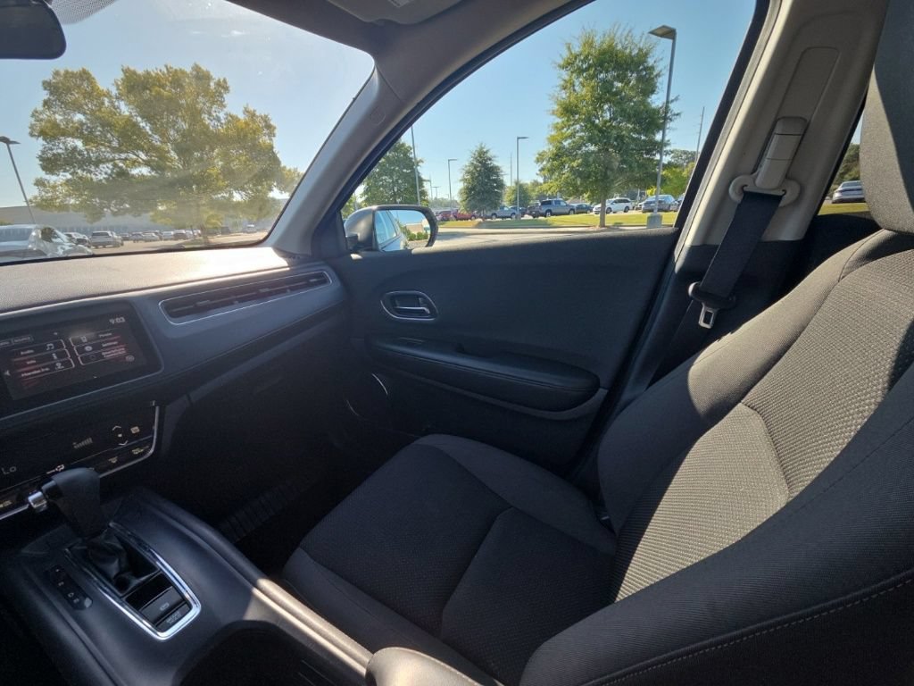 Used 2021 Honda HR-V EX image 21