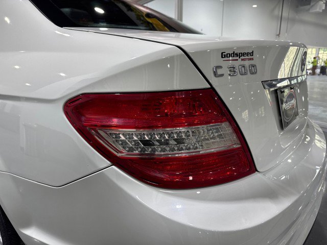 Used 2008 Mercedes-Benz C 300 Sedan image 40