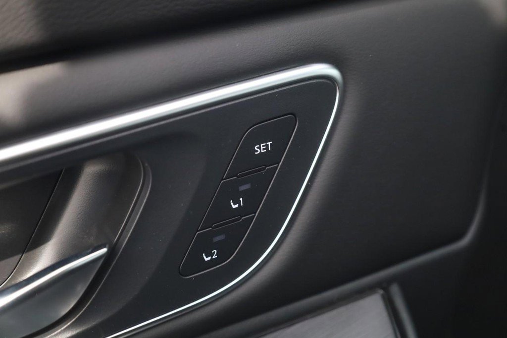 New 2026 Nissan Rogue Platinum image 12