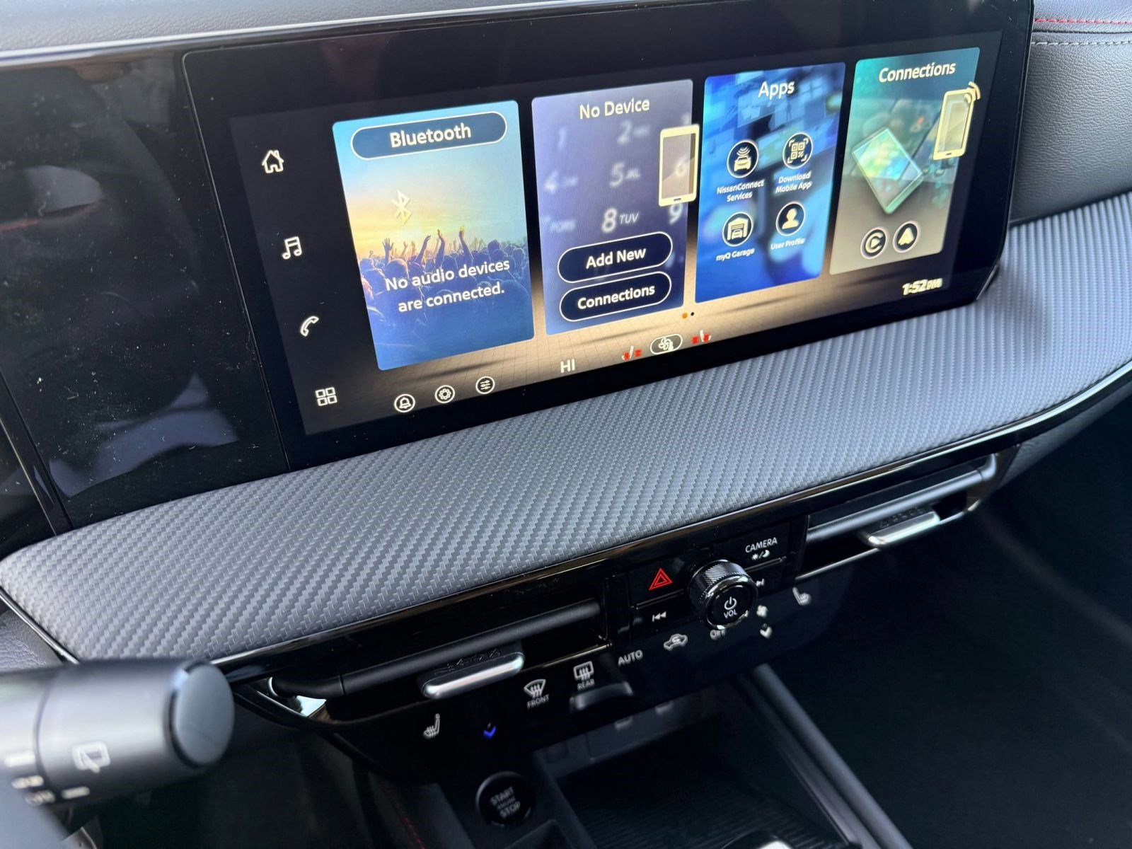 New 2026 Nissan Kicks SR w/ Cold Weather Package image 27