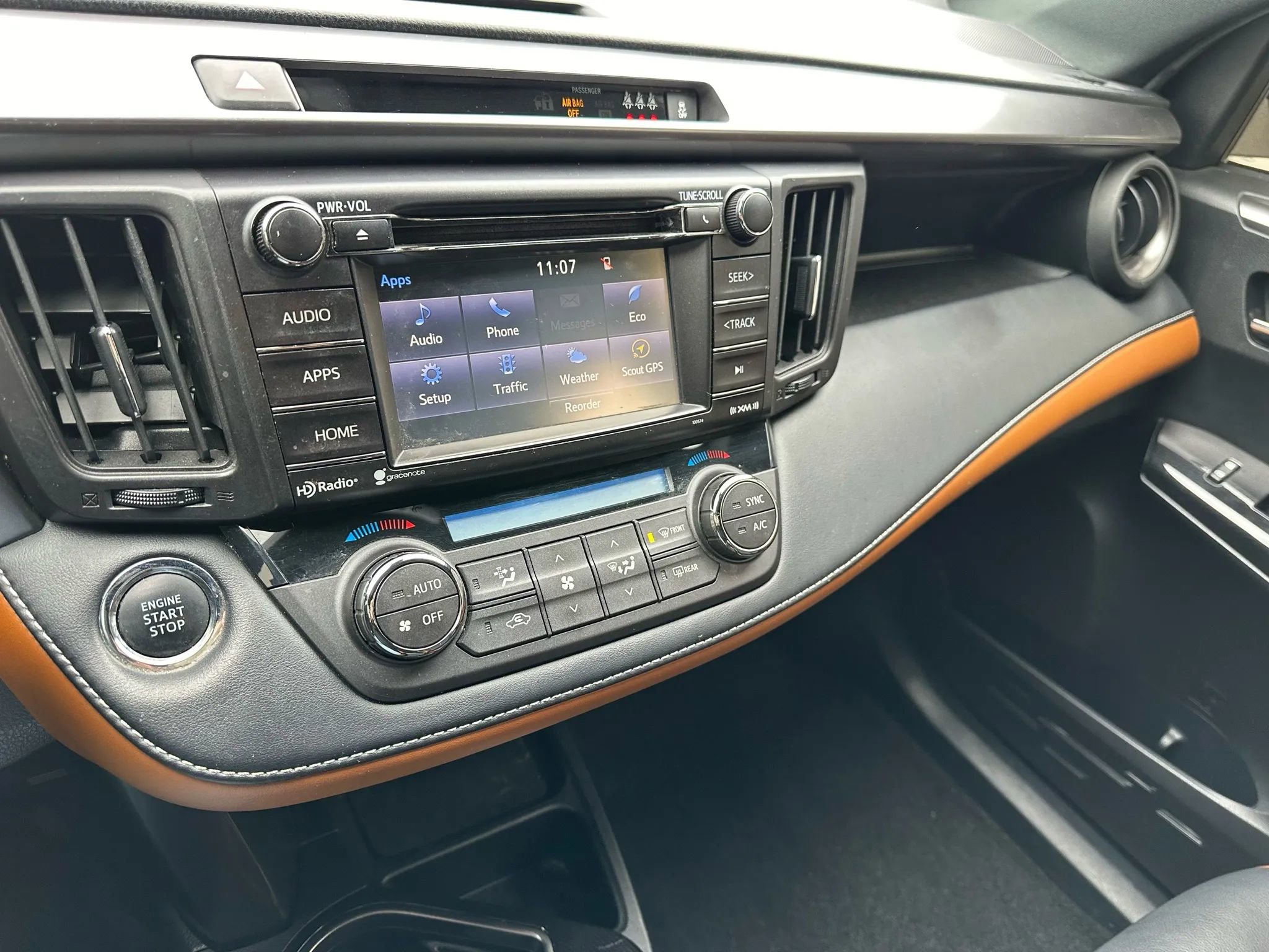 Used 2018 Toyota RAV4 SE w/ Power Extra Value Package image 23