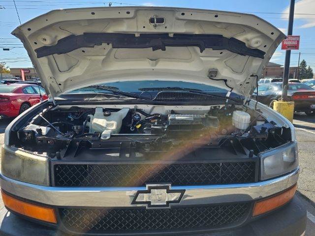 Used 2019 Chevrolet Express 3500 LT w/ LT Preferred Equipment Group RWD image 31