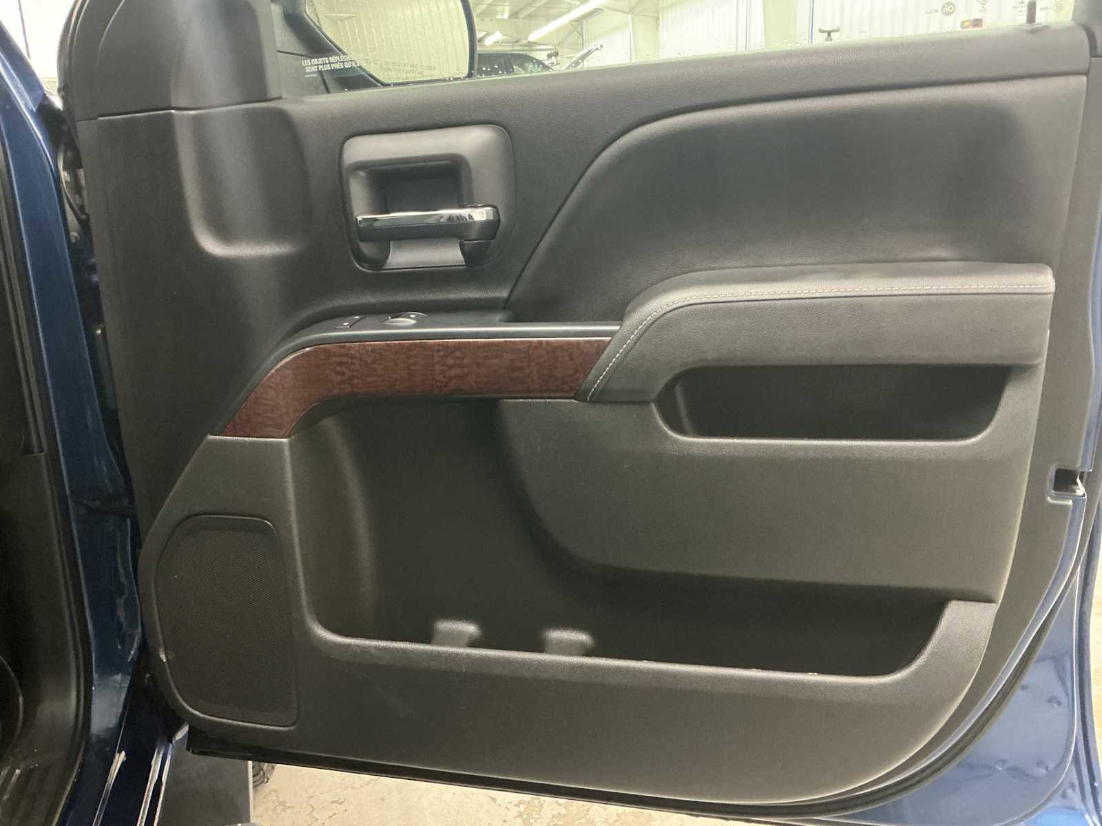 Used 2016 GMC Sierra 1500 SLE image 24