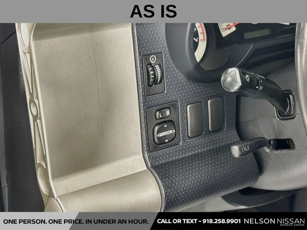 Used 2008 Toyota FJ Cruiser 4WD image 10