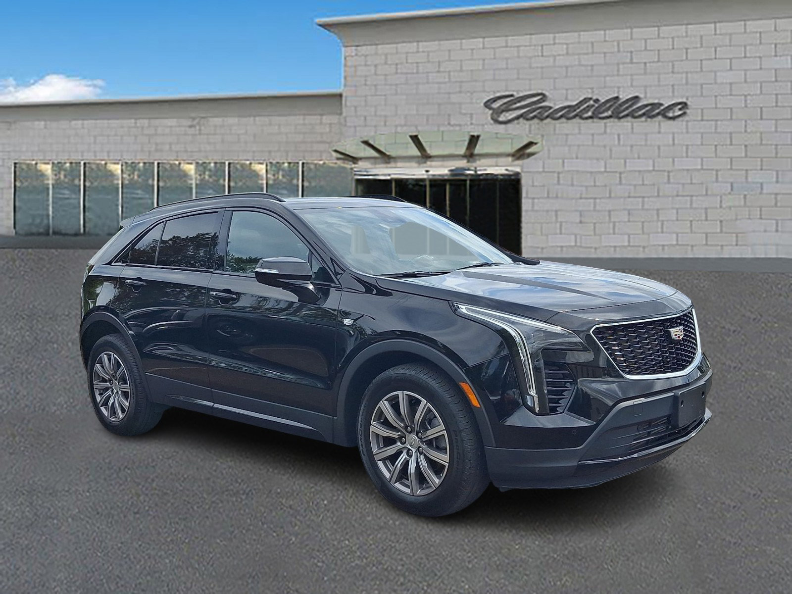 Certified 2023 Cadillac XT4 Sport AWD/4WD image 3