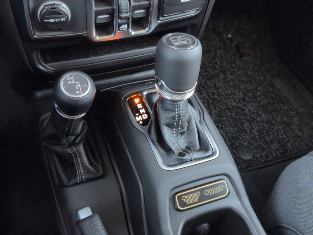 New 2026 Jeep Gladiator Sport AWD/4WD image 23
