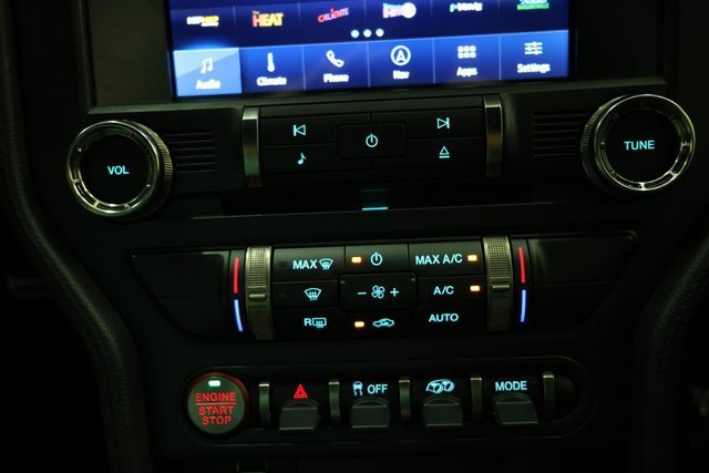 Used 2022 Ford Mustang Shelby GT500 w/ Technology Package image 91