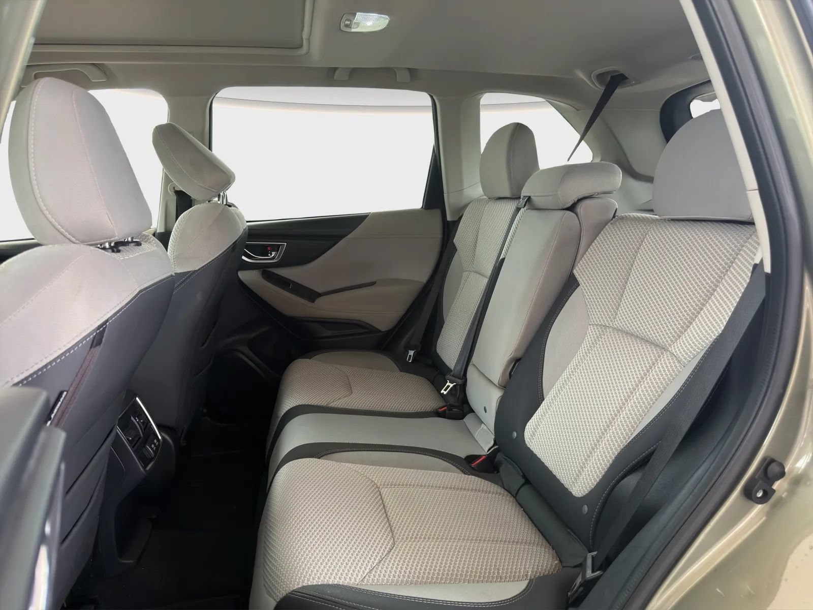 Used 2020 Subaru Forester Premium AWD/4WD image 13