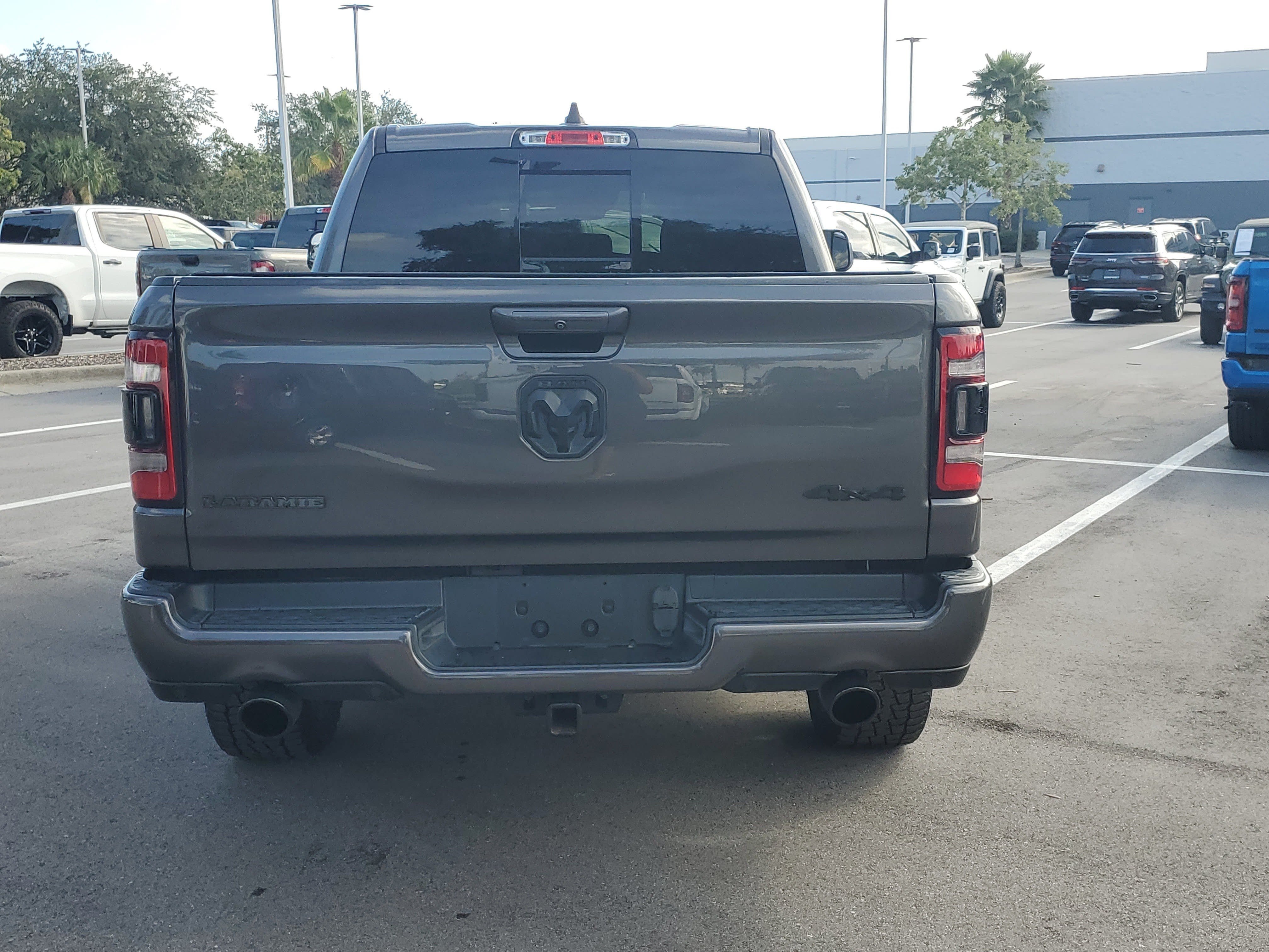 Used 2022 RAM 1500 Laramie AWD/4WD image 7