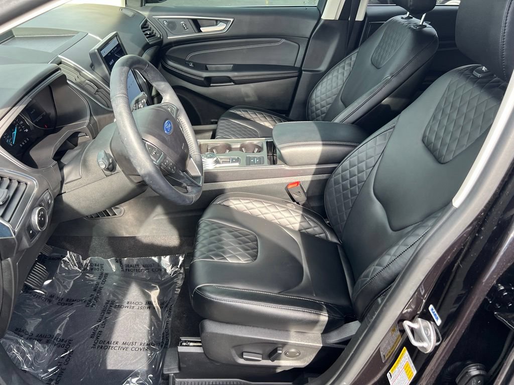 Certified 2023 Ford Edge Titanium AWD/4WD image 12