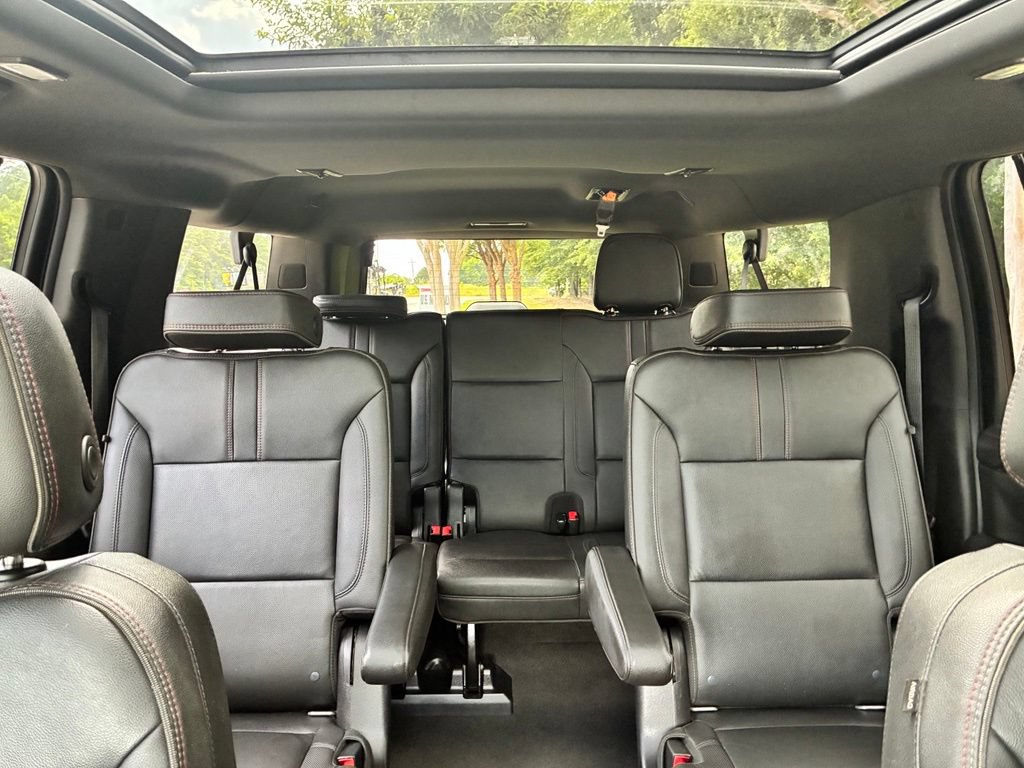 Certified 2022 Chevrolet Suburban RST w/ Sport Performance Package RWD image 28