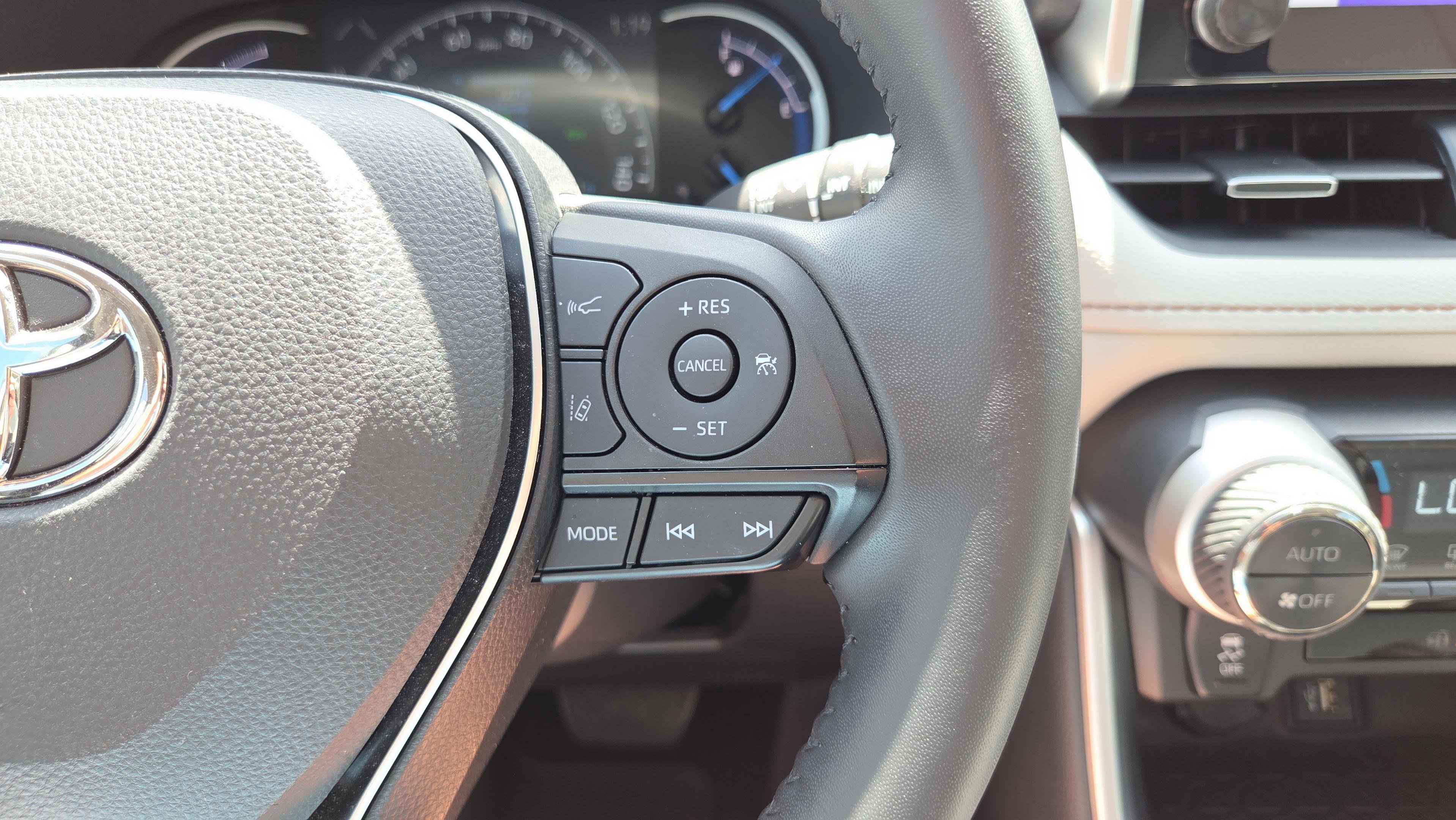 Certified 2023 Toyota RAV4 XLE Premium AWD/4WD image 11