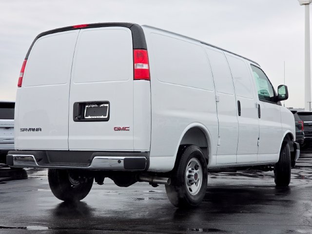 New 2026 GMC Savana 3500 w/ Driver Convenience Package RWD image 13