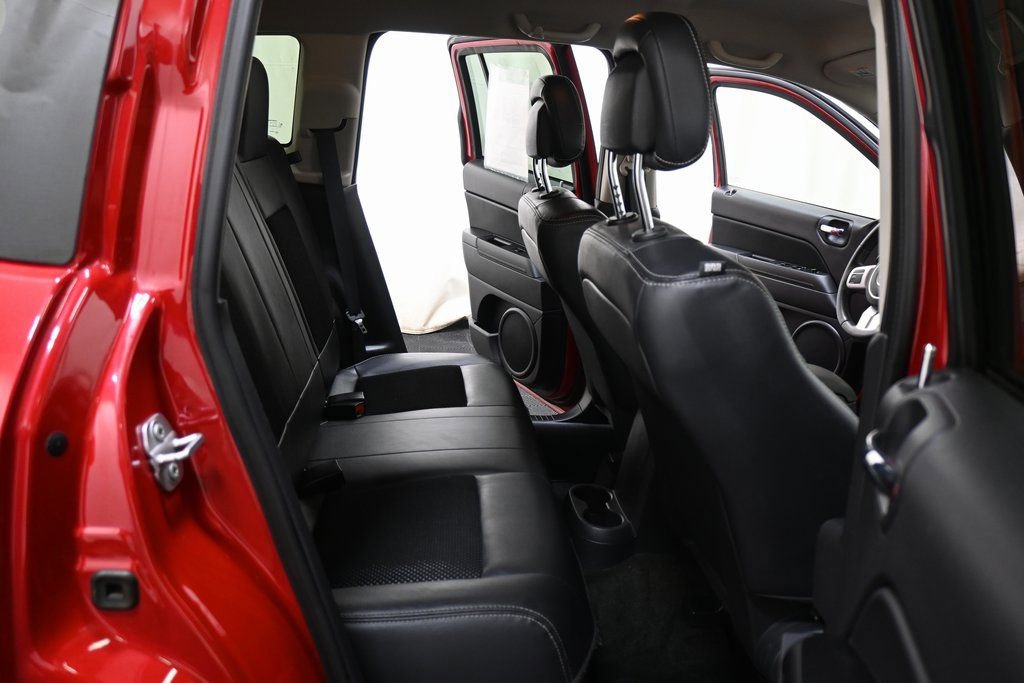 Used 2017 Jeep Compass Sport w/ Power Value Group image 23