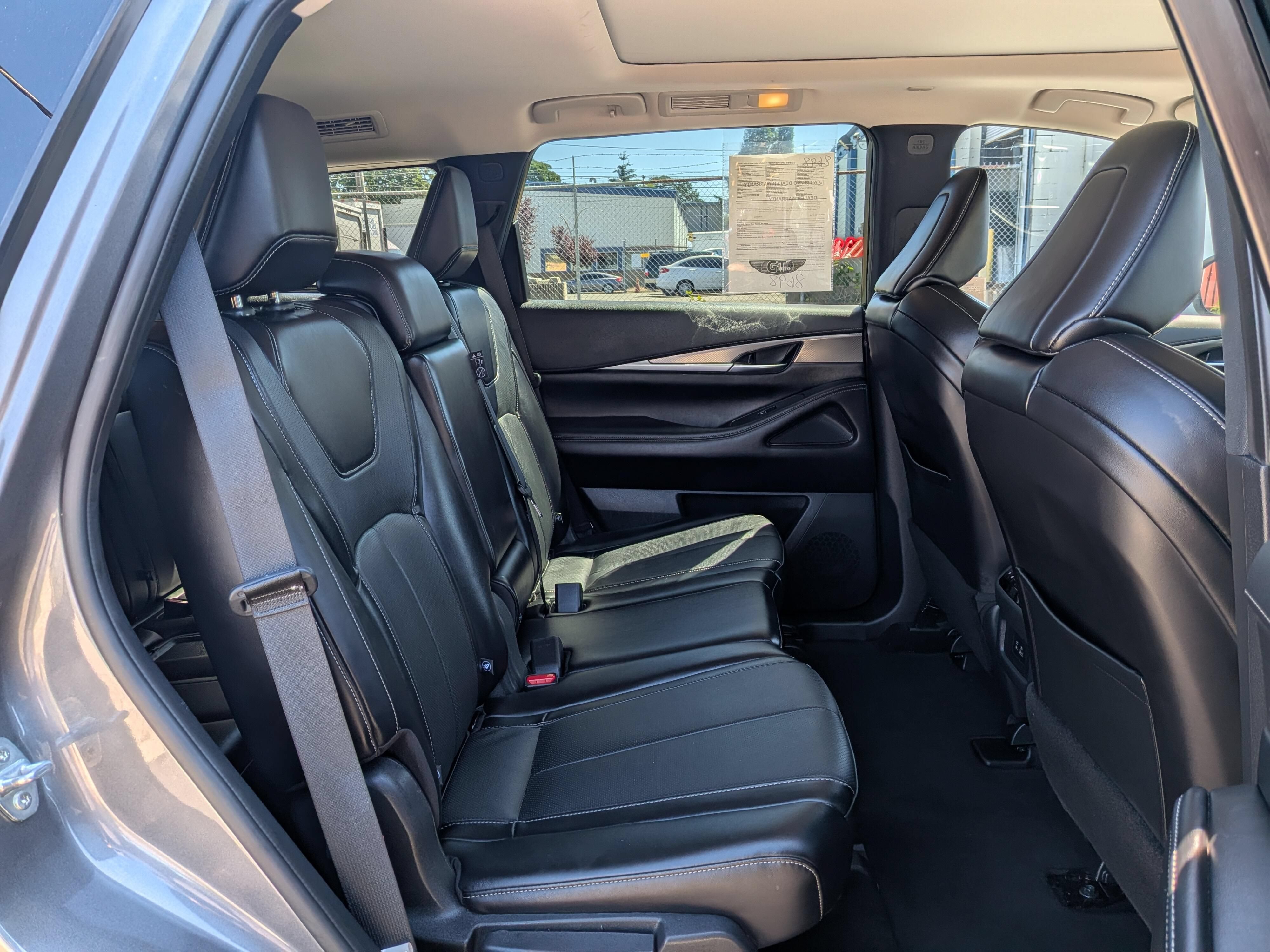 Used 2025 INFINITI QX60 Luxe AWD/4WD image 8