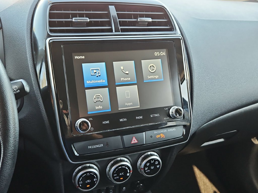 Used 2025 Mitsubishi Outlander Sport SE AWD/4WD image 14
