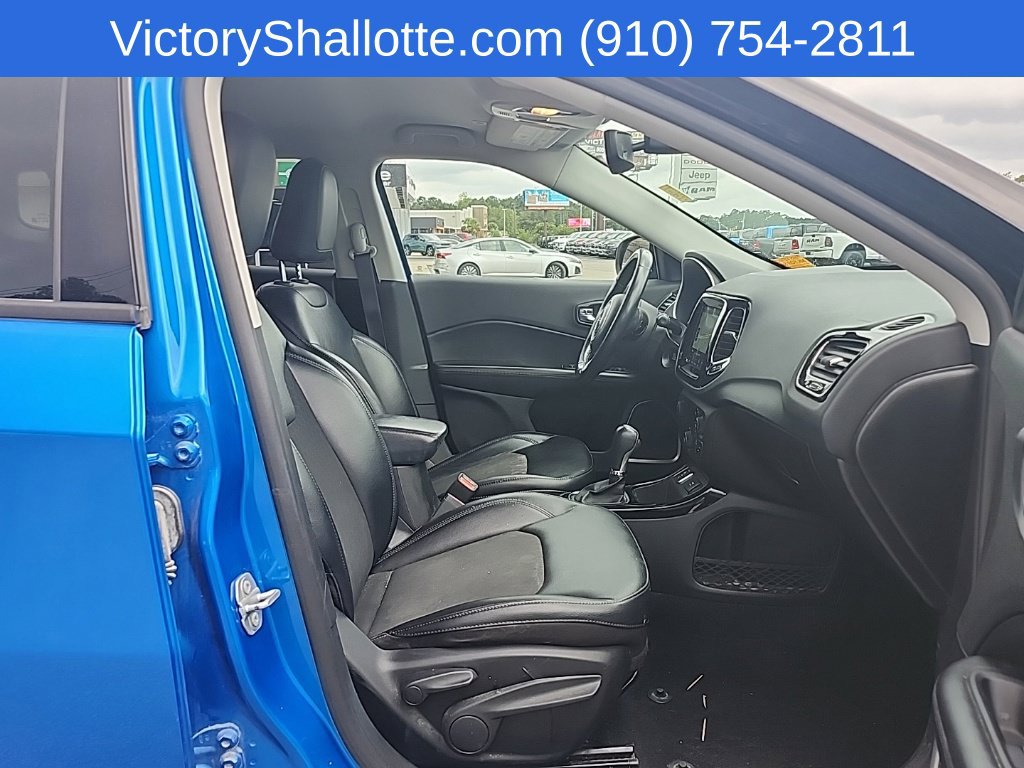 Used 2019 Jeep Compass Latitude FWD image 25