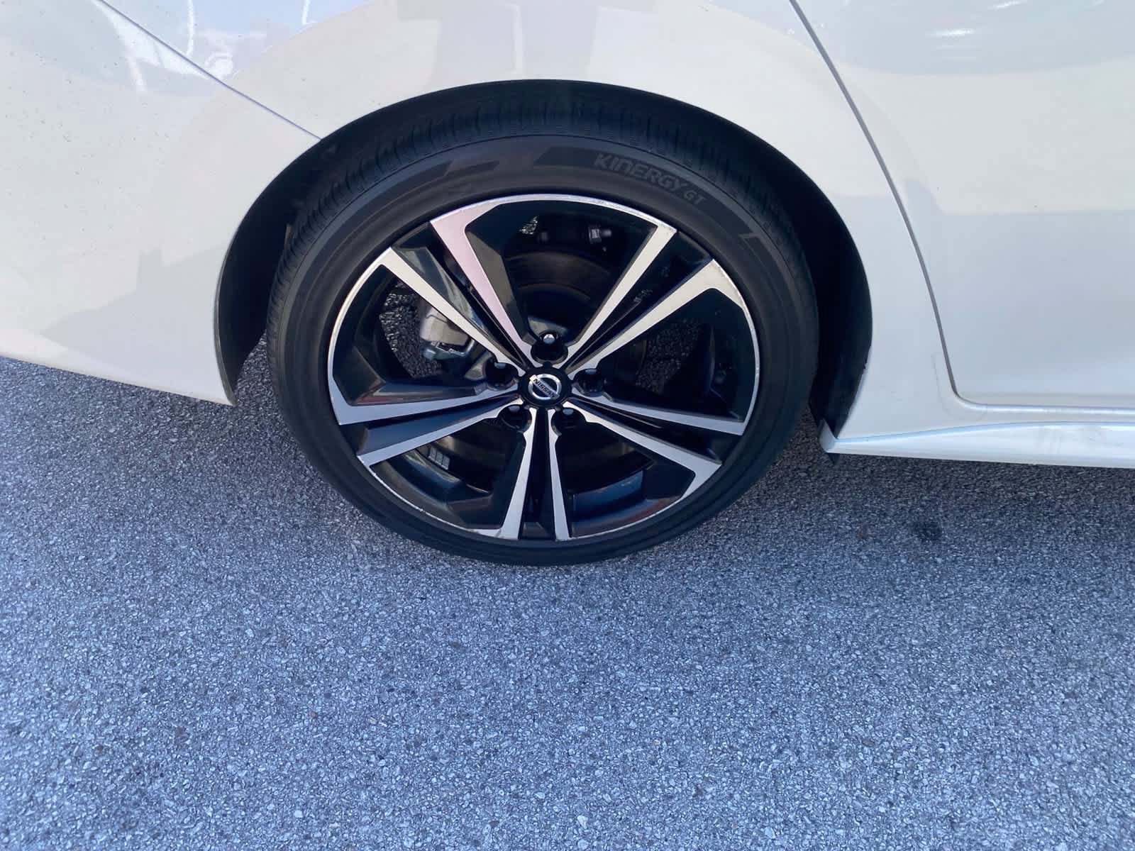 Used 2021 Nissan Sentra SR FWD image 5